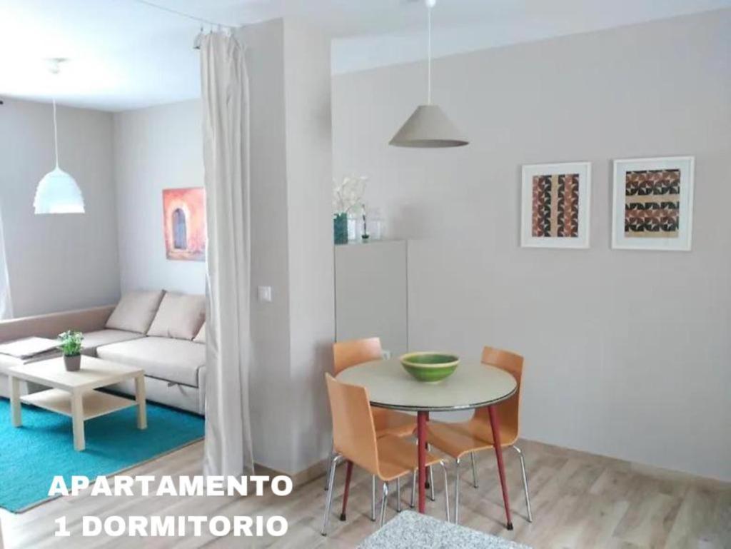 Puente A La Mezquita - Free Parking Apartment กอร์โดบา ภายนอก รูปภาพ